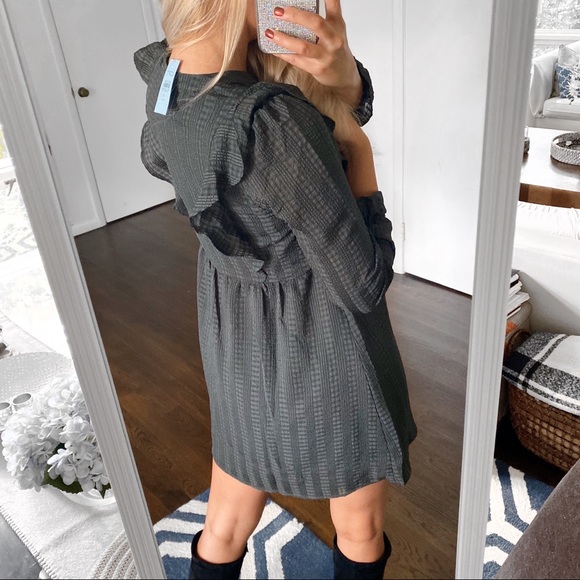 🌲 LOFT PETITE DARK GREEN RUFFLE SKATER DRESS! - Picture 5 of 14